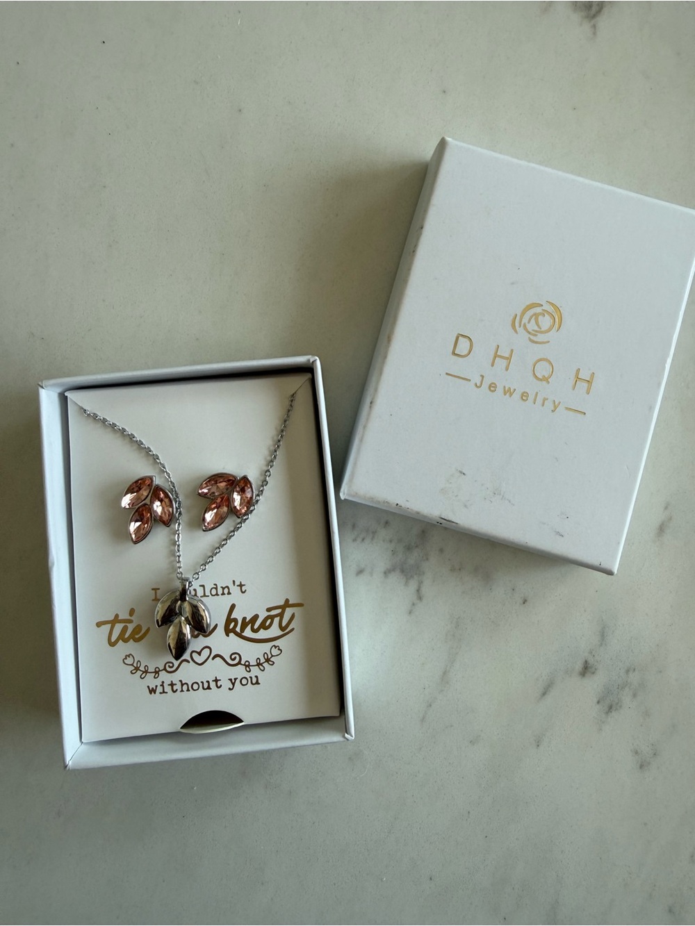 DHQH Rose Gold Leaf Pendant Necklace with Matching Earrings